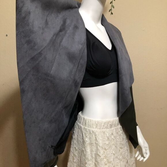 NEW Tahari Faux Leather Moto Jacket Size Small - Picture 6 of 11